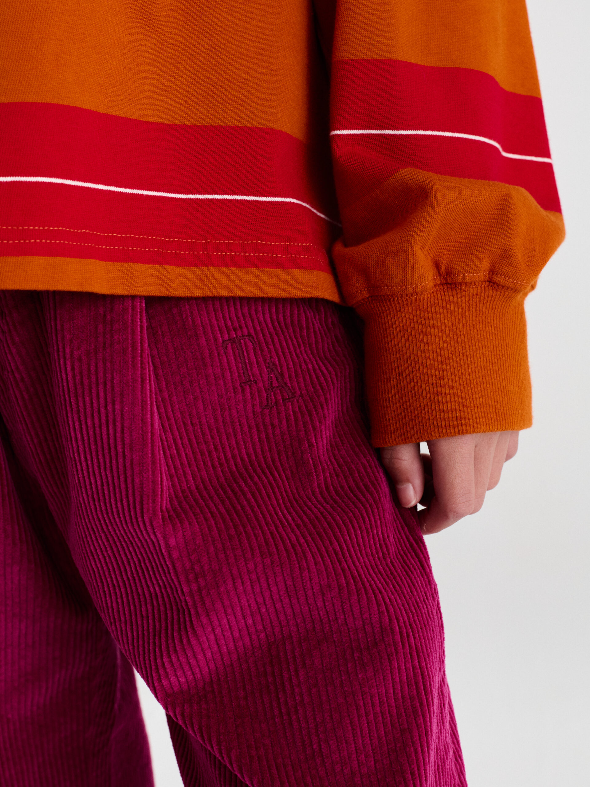 True Artist trousers no. 01 - cherry fuchsia - Afbeelding 4